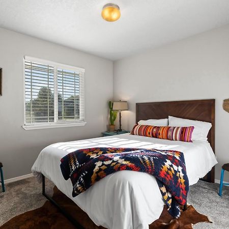 Southwestern Style 4 Bedroom Nampa Home Sleeps 16! Zewnętrze zdjęcie
