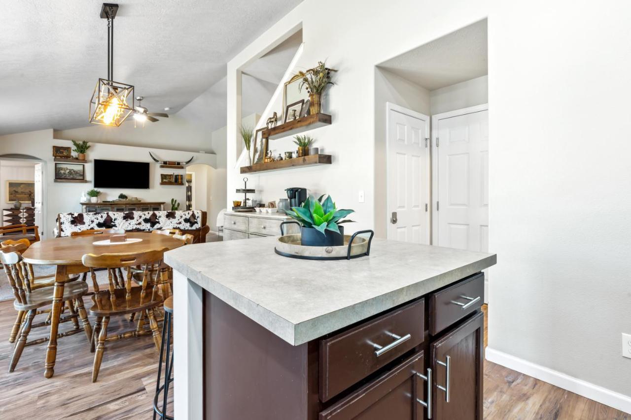 Southwestern Style 4 Bedroom Nampa Home Sleeps 16! Zewnętrze zdjęcie