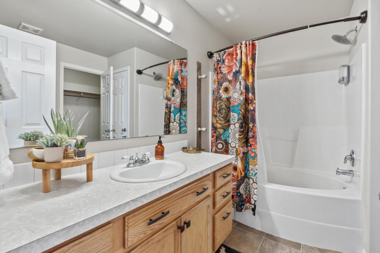Southwestern Style 4 Bedroom Nampa Home Sleeps 16! Zewnętrze zdjęcie